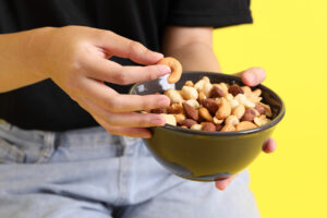 cashew-nuts-help-with-pms-and-menstrual-symptoms.jpg